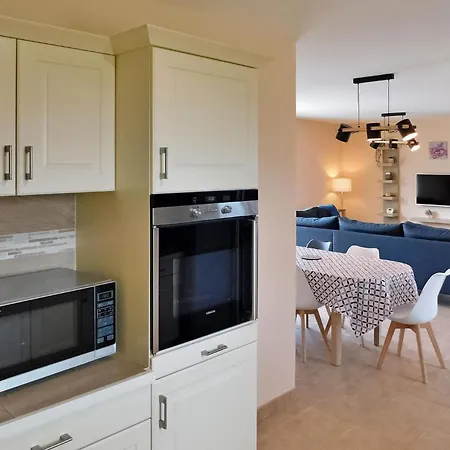 Le Point De Vue Des Bayles Holiday home Tamnies