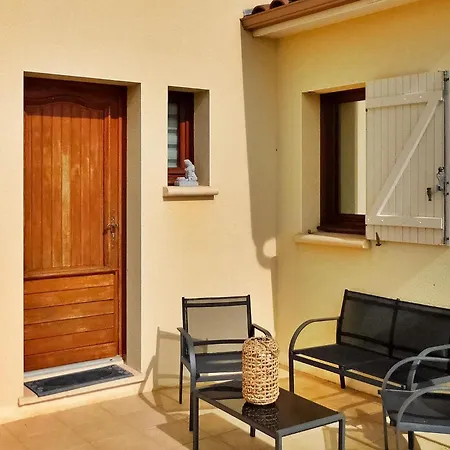 Holiday home Le Point De Vue Des Bayles *