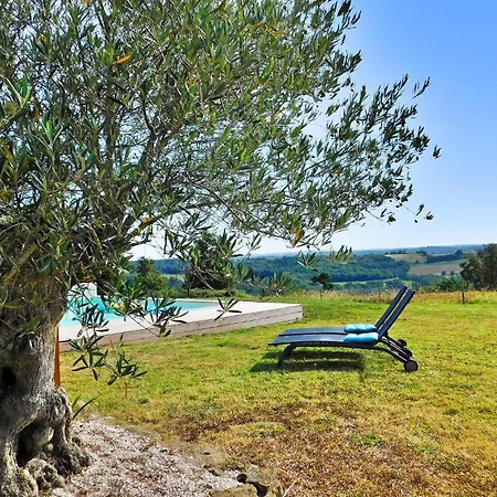 Le Point De Vue Des Bayles Holiday home Tamnies